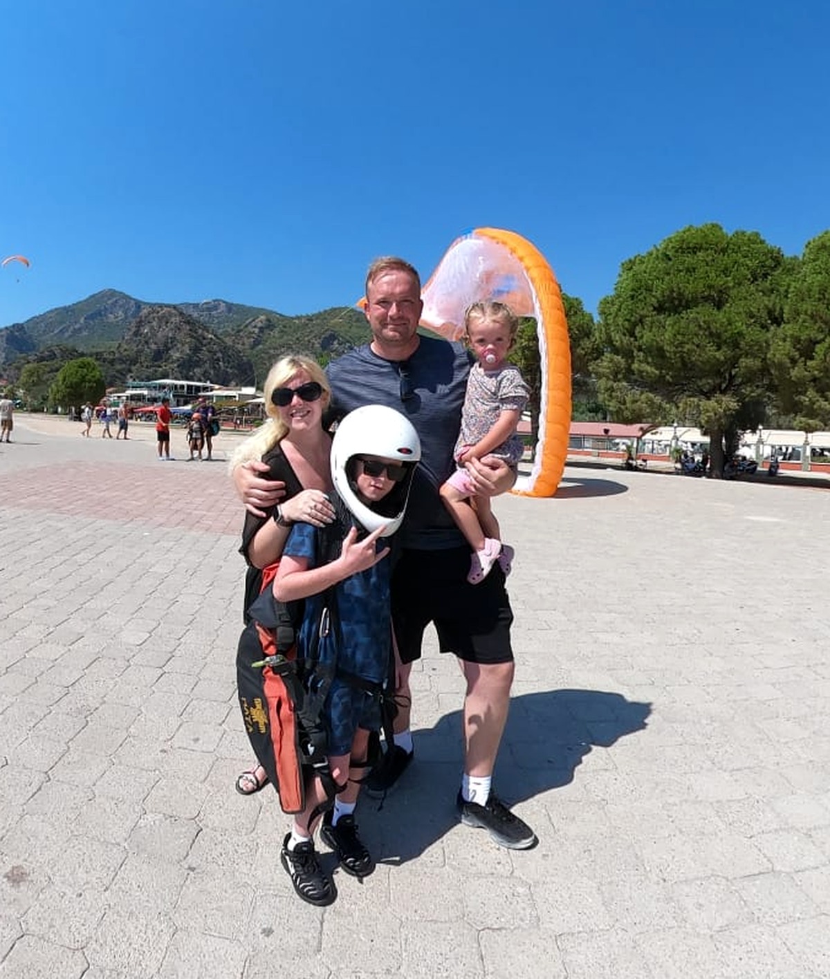 Craig and his family